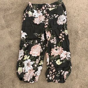 Ann Taylor Loft Capris